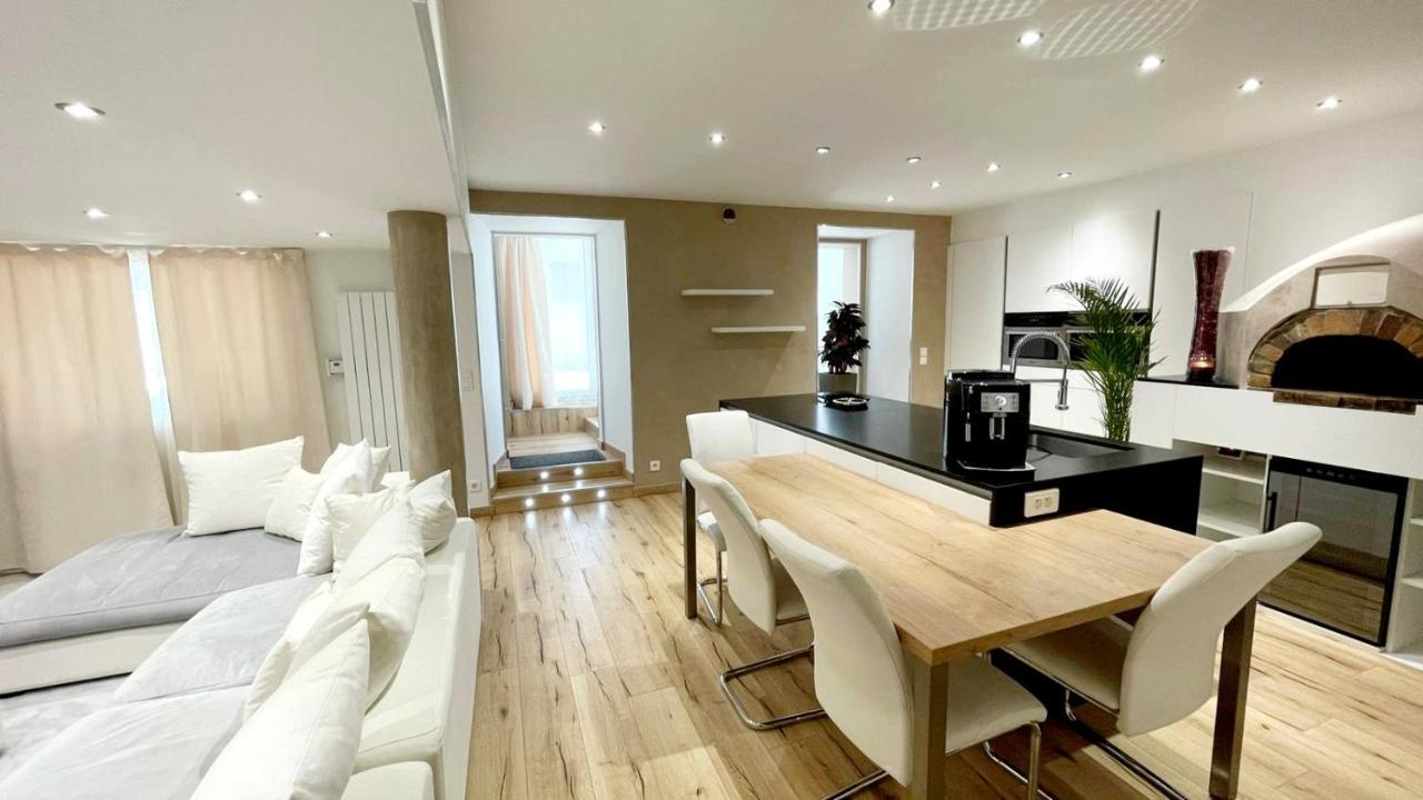 Appartement En Bord De Lac Avec Jaccuzi Publier Bagian luar foto