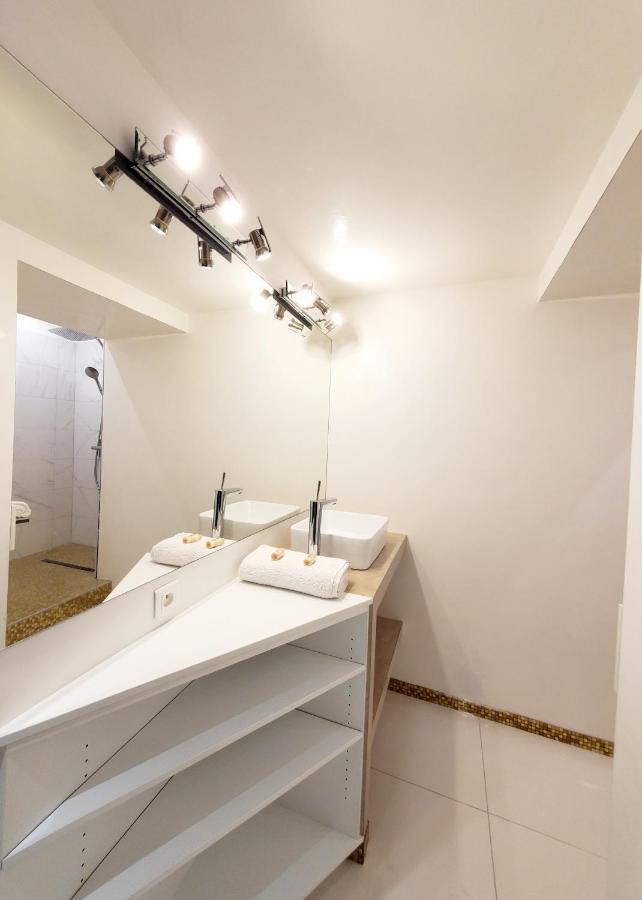 Appartement En Bord De Lac Avec Jaccuzi Publier Bagian luar foto