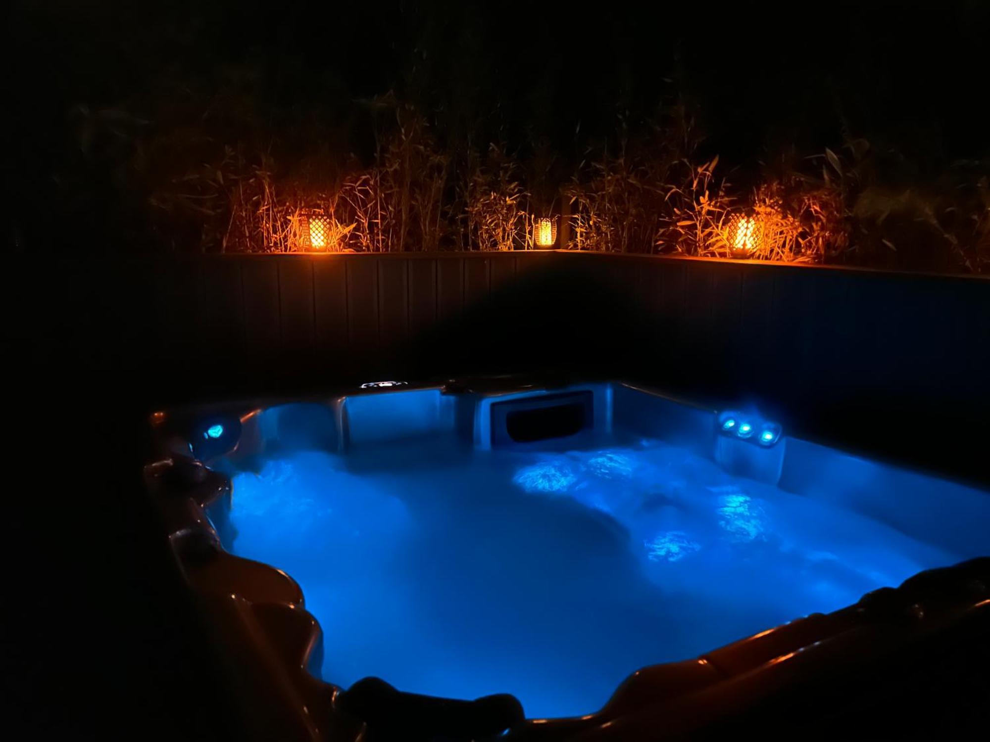Appartement En Bord De Lac Avec Jaccuzi Publier Bagian luar foto